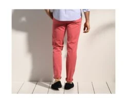 Pantalon Chino Homme Framboise - KYRK -Boutique Pop Mey Edlich 00822021 kyrk rose framboise 3