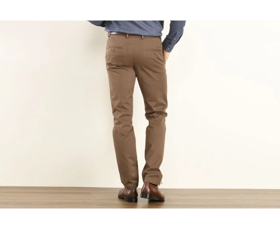 Pantalon Chino Homme Chocolat - NIGEL II 4 Pantalon Chino Homme Chocolat - NIGEL II – Image 2