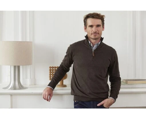 Pull Fin Homme Coton Bio/cachemire Col Zippé Chocolat Foncé - VLAD 1 Pull Fin Homme Coton Bio/cachemire Col Zippé Chocolat Foncé - VLAD -Boutique Pop Mey Edlich 01092090 vlad chocolat fonce 1