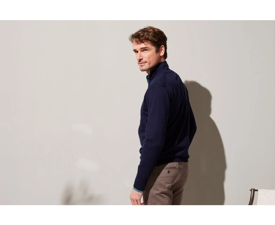 Gilet Zippé Homme Coton Bio/cachemire Navy - VLADIS 5 Gilet Zippé Homme Coton Bio/cachemire Navy - VLADIS – Image 3